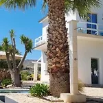 5 Elementi 4* Porto Empedocle