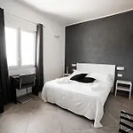 5 Elementi Porto Empedocle