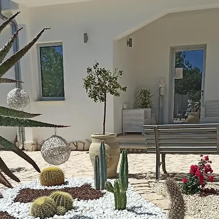 5 Elementi بورتو إمبيدوكْلي