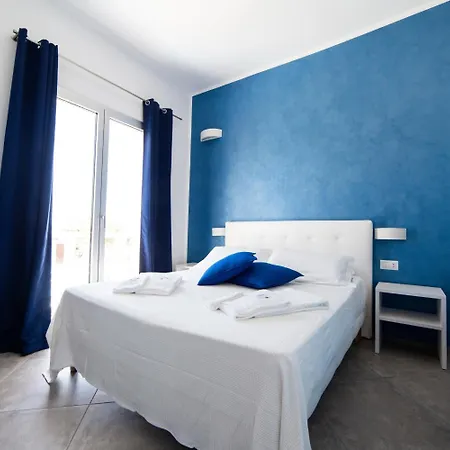 5 Elementi 4* Porto Empedocle