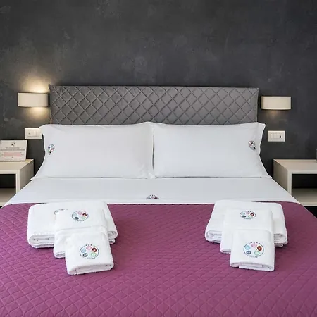 5 Elementi 4* Porto Empedocle