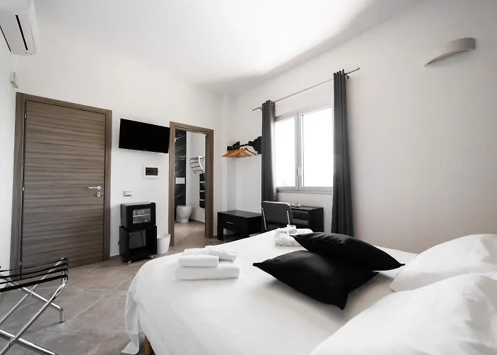 5 Elementi 4* Porto Empedocle